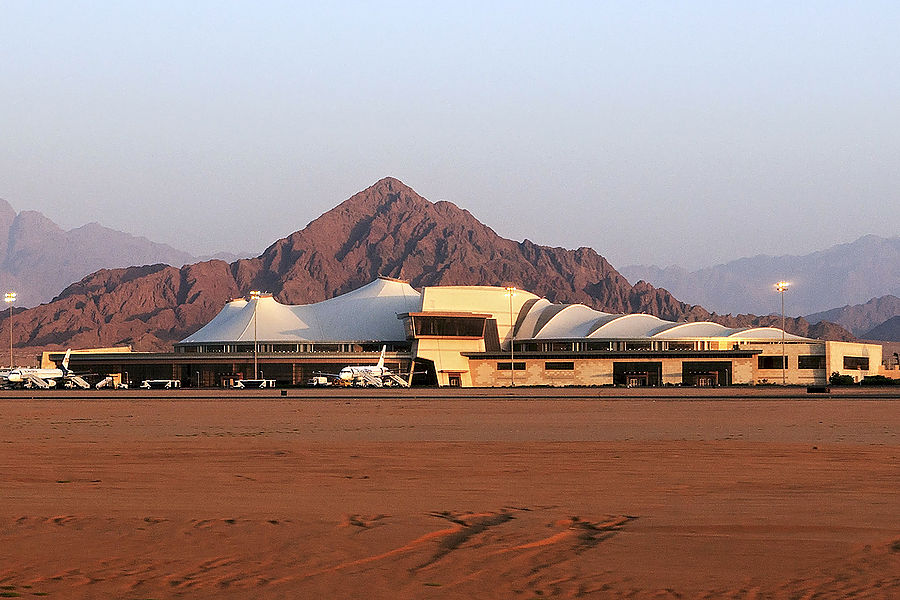 Перший аеропорт Синаю