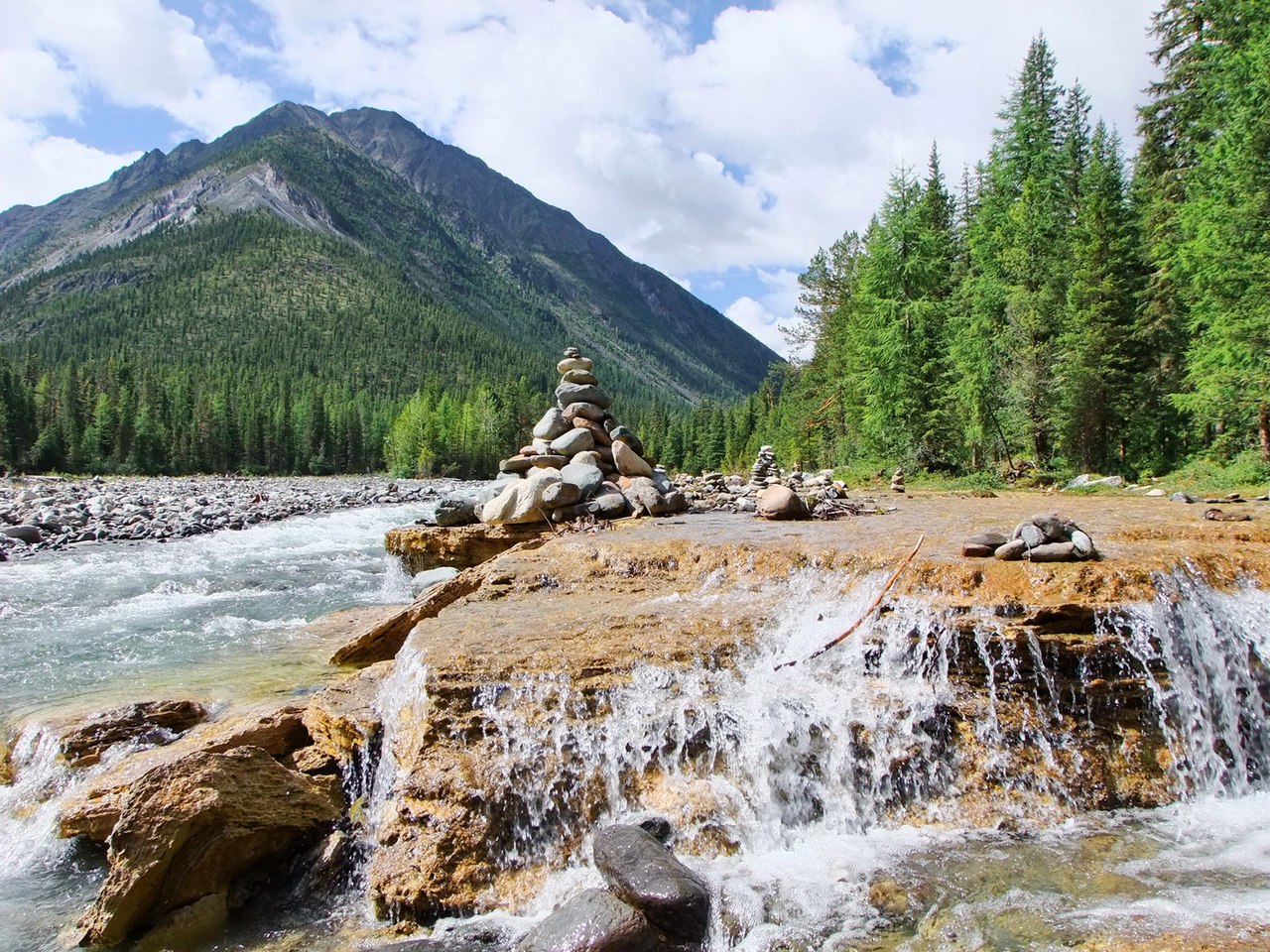 Мінеральна земля