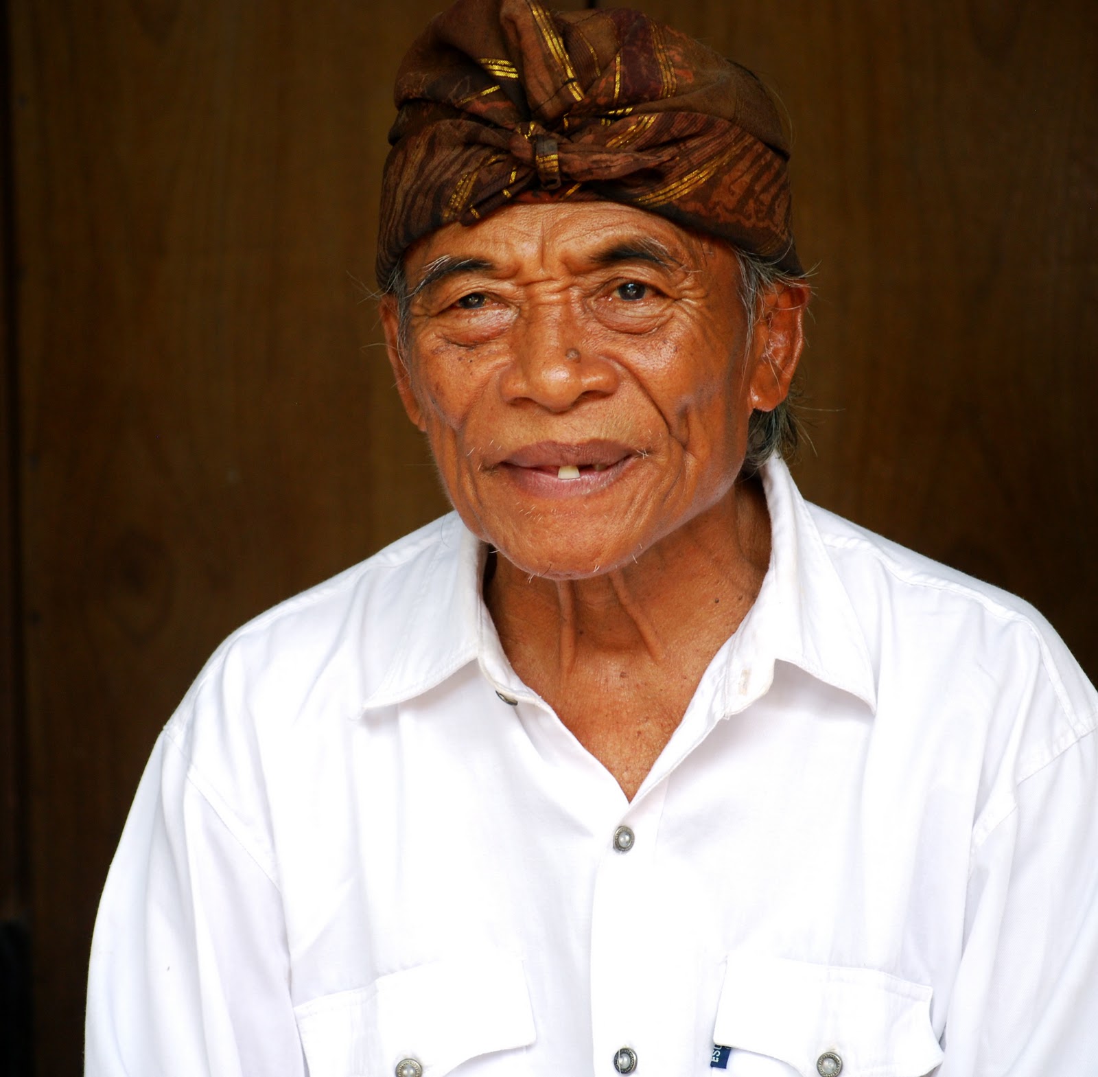 Одна країна – 720 діалектів